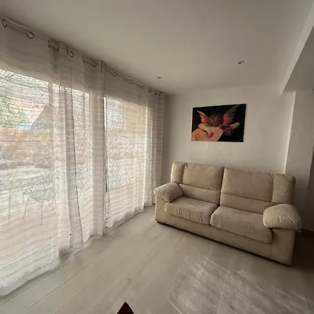 Costa Brava Apartment *